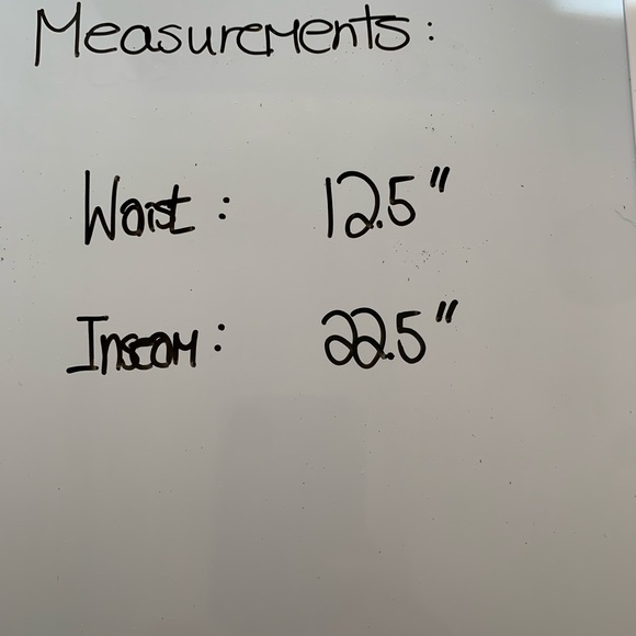 NWT Loft jeans.  Size 2P - Picture 7 of 7